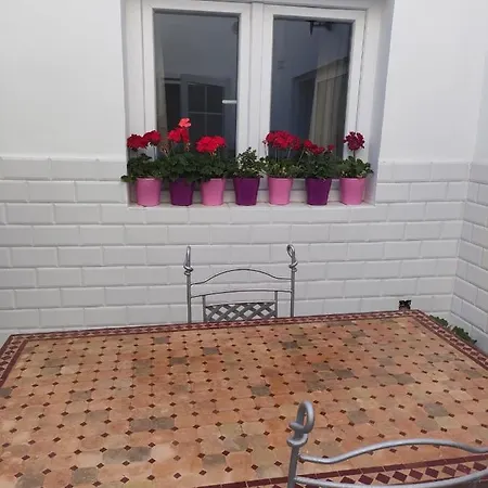 Apartment Casa Alba 2 *