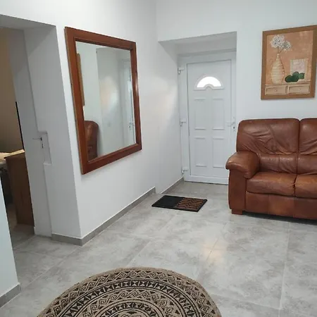 Casa Alba 2 Apartment *